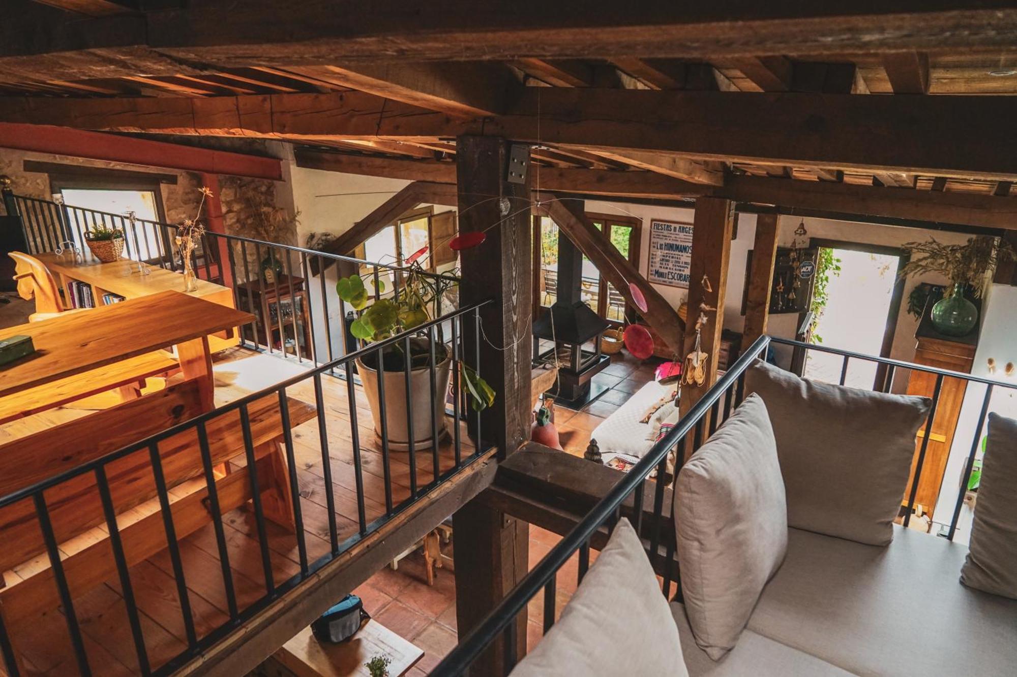 בית הארחה Aragosa 	Casa Corazon De Piedra En El Rio Dulce מראה חיצוני תמונה