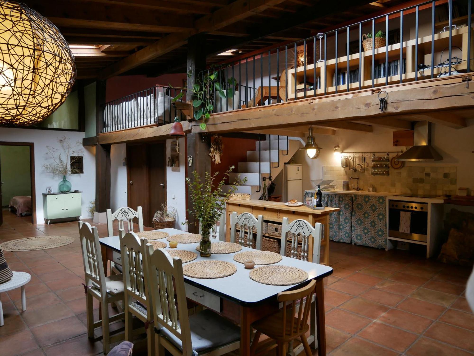 בית הארחה Aragosa 	Casa Corazon De Piedra En El Rio Dulce מראה חיצוני תמונה